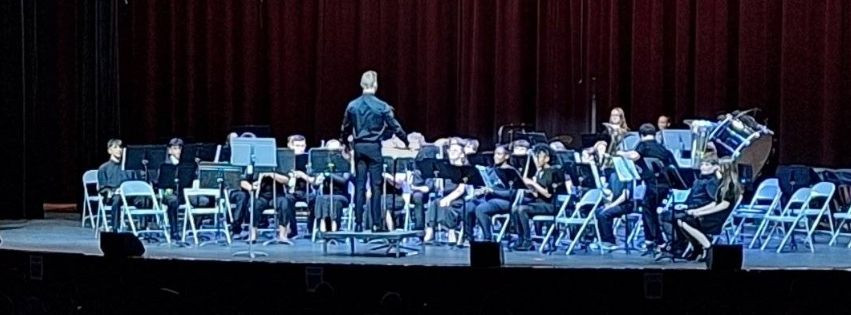 Benton Jr High performing their autumn concert.